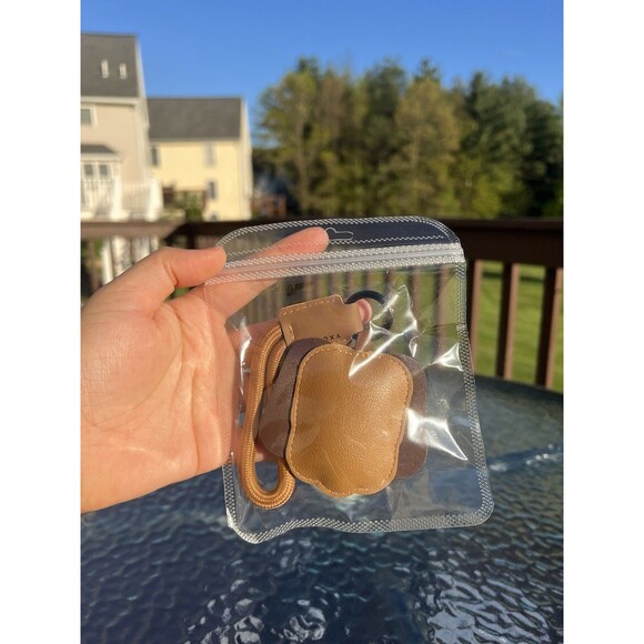 Out of stock NEW Lab Dog Face Keychain & Bag Charm – Brown - Picture 8 of 9